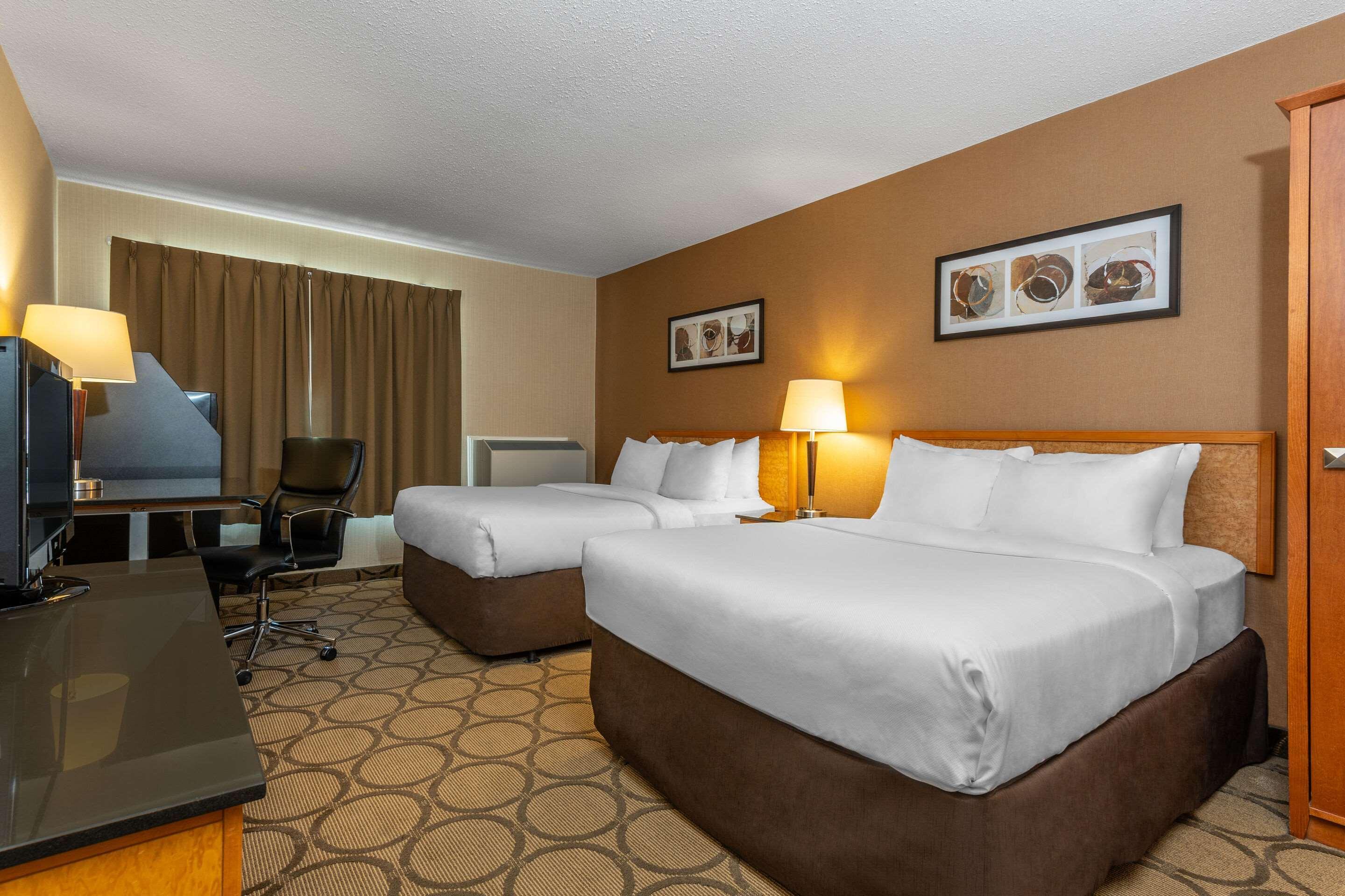 Comfort Inn Pembroke Luaran gambar