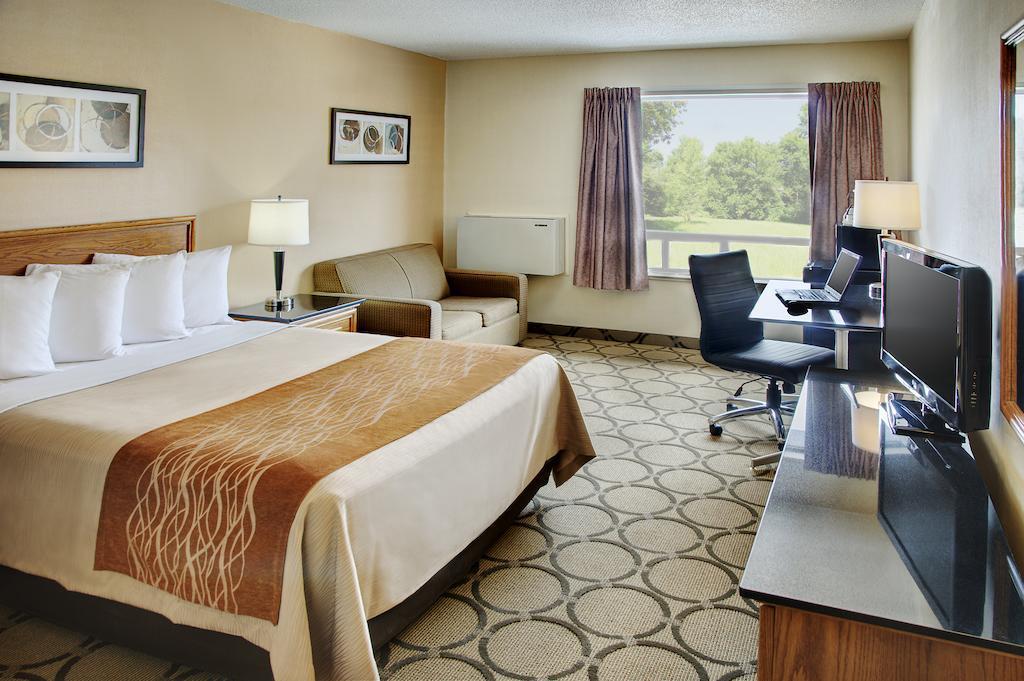 Comfort Inn Pembroke Luaran gambar