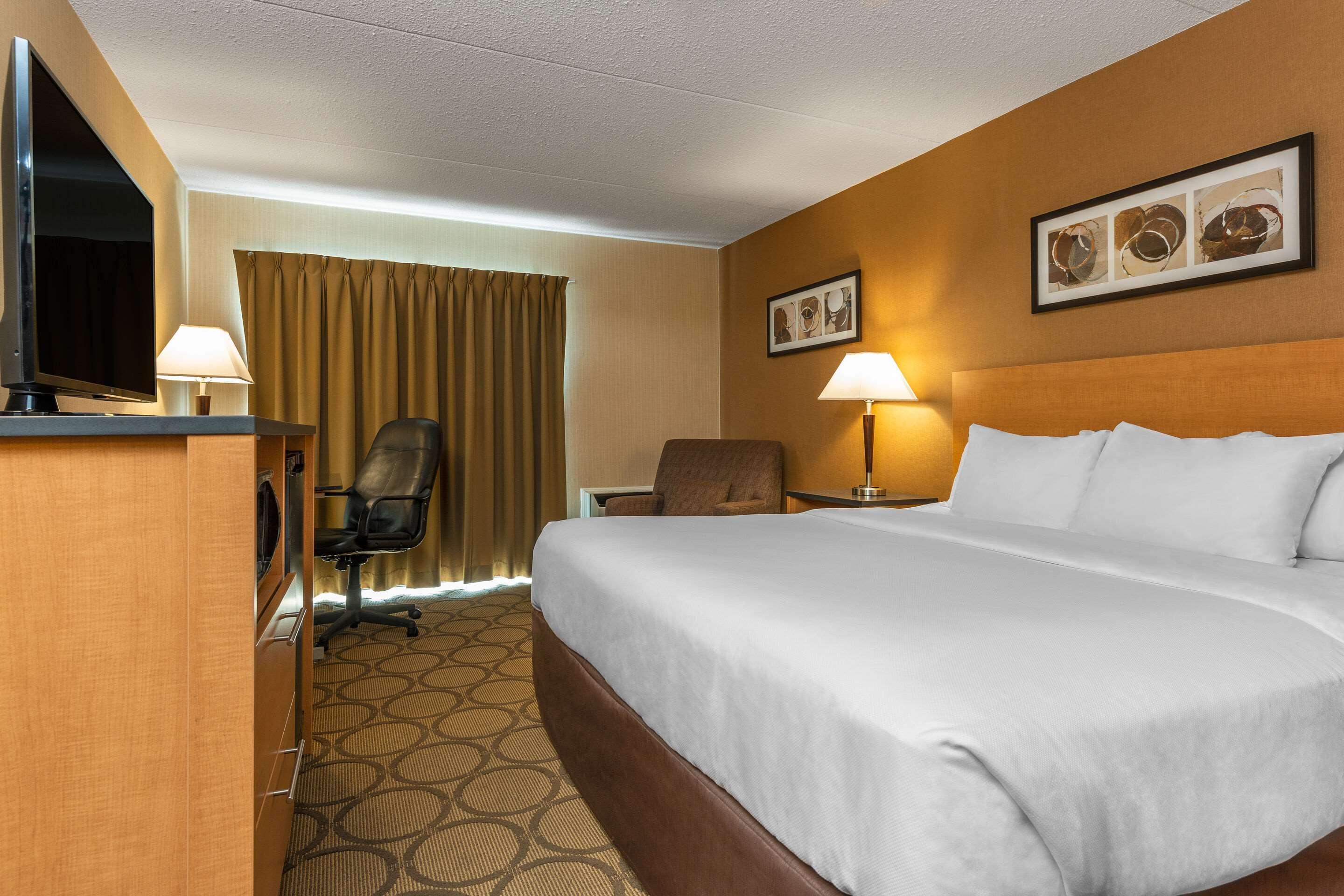Comfort Inn Pembroke Luaran gambar